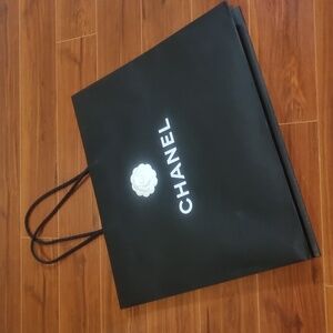 CHANEL Gift Bag Black